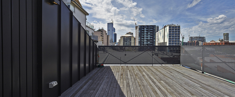 53226a31c07a8042fc0000dd_loft-apartment-melbourne-adrian-amore_apartment_adrian_amore_11